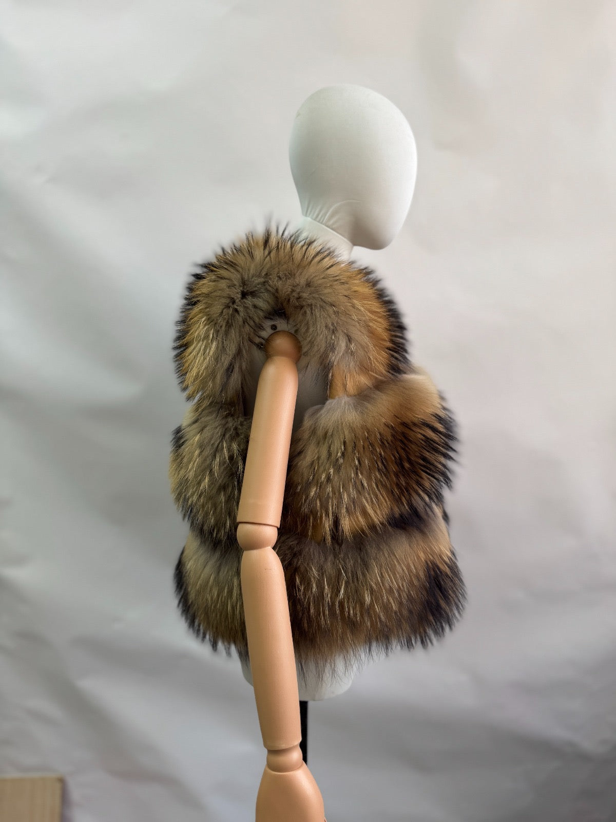 Luxury Racoon Fur Gilet - Natural